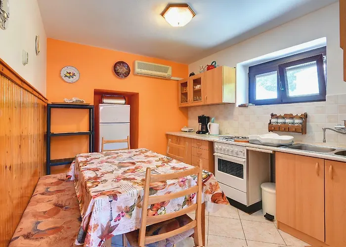 Klaudija Appartement *